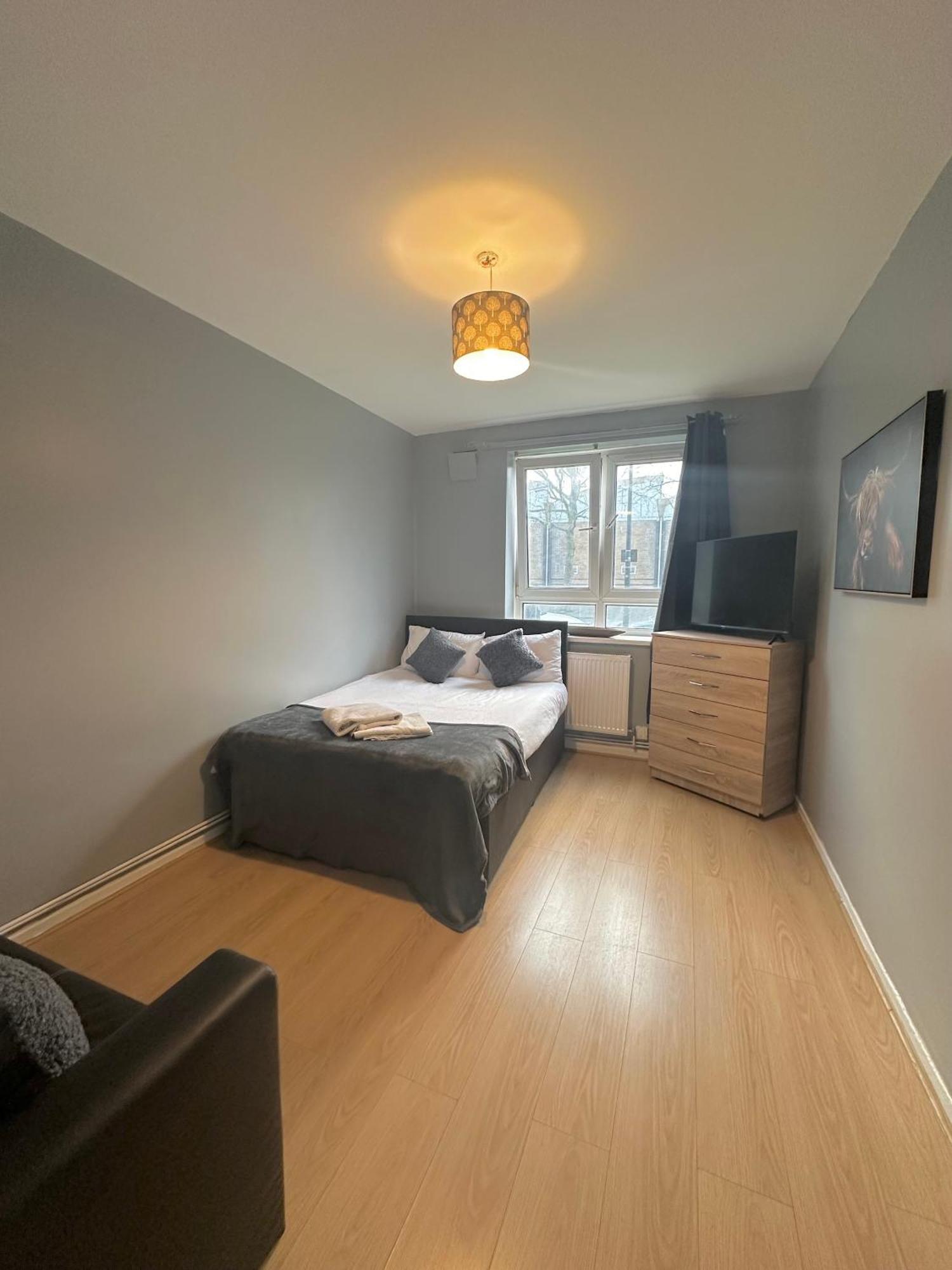 1 Bedroom Flat In Whitechapel, Londyn Zewnętrze zdjęcie